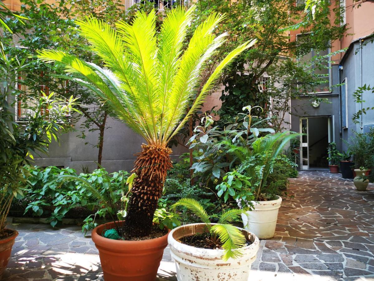 Spacious Apartment 50 Meters From The Metro 米兰 外观 照片