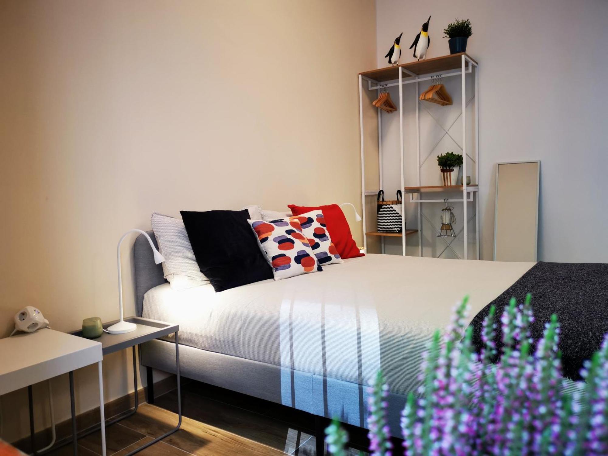 Spacious Apartment 50 Meters From The Metro 米兰 客房 照片