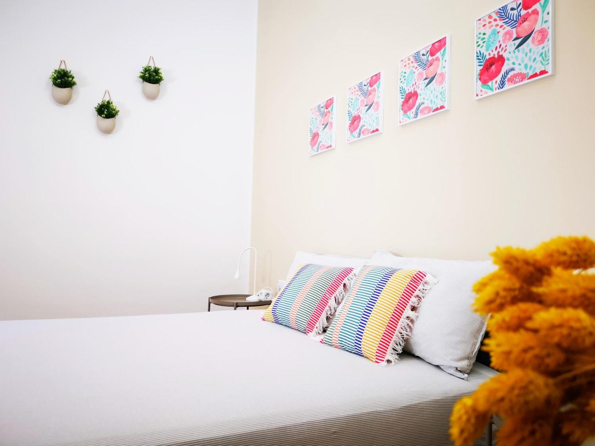 Spacious Apartment 50 Meters From The Metro 米兰 外观 照片